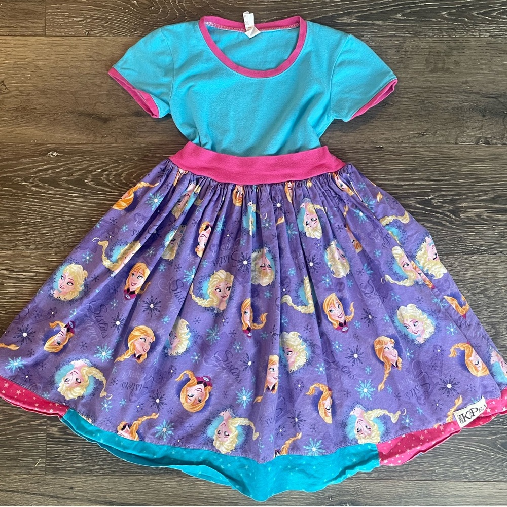 KPea Sz 8 Frozen “Sister’s Forever” Dress